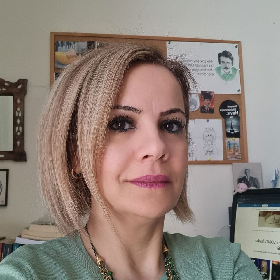 Doç. Dr. Remziye Köse Özelçi